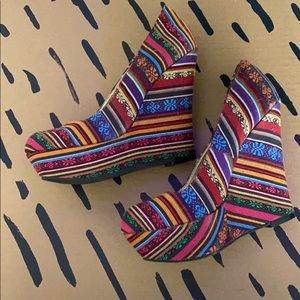 Colorful Wedges - NWOT